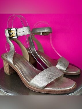 Elaine Turner Metallic Gold Leather Open Toe Ankle Strap Block Heel Sandal US 7